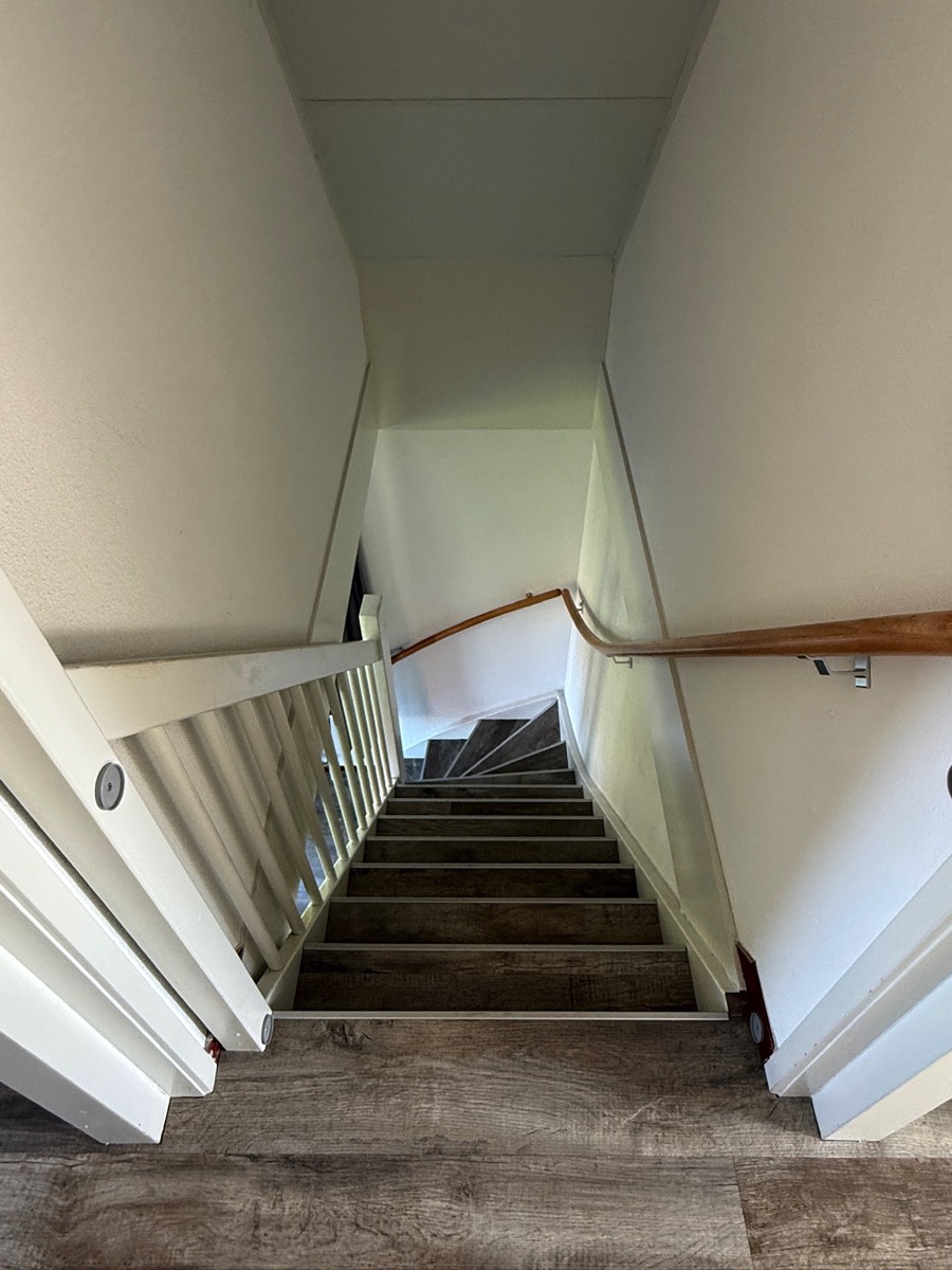 Stacks Image 1052